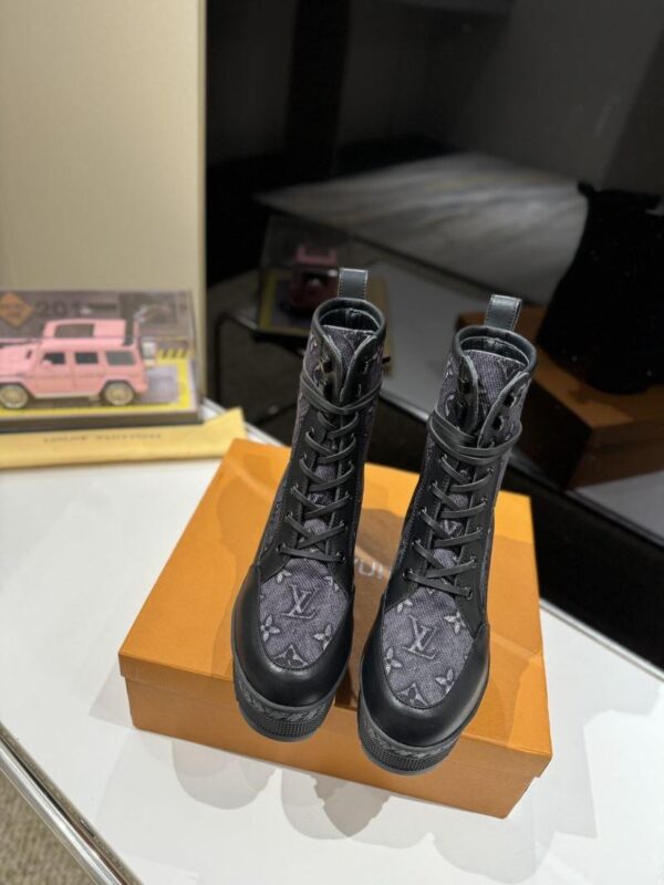 Boots 6088-2457 - Image 2