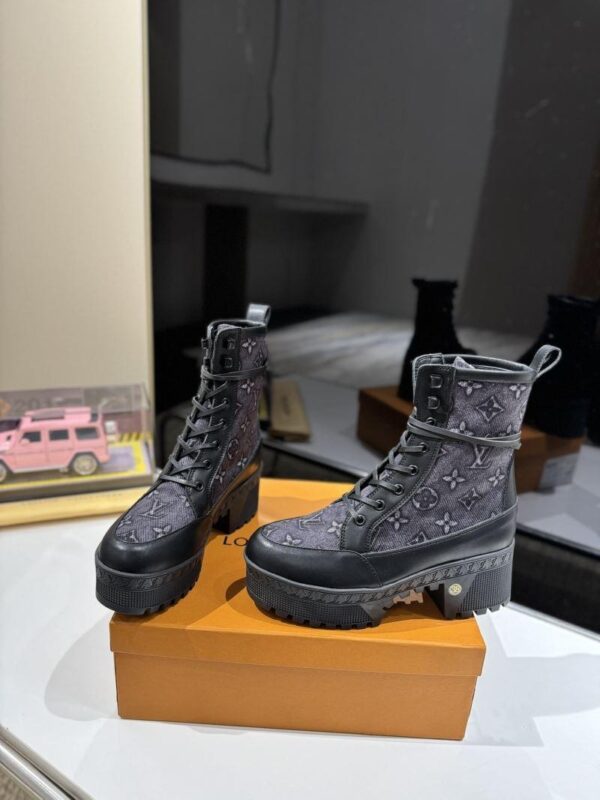 Boots 6088-2457 - Image 3