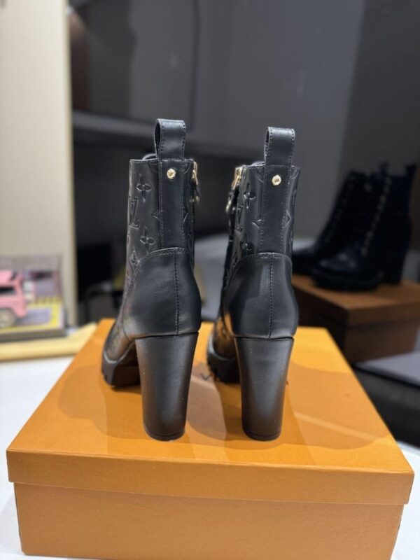 Boots 6088-2456 - Image 6