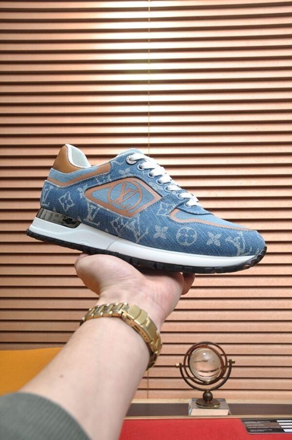 Run Away Sneaker 6038-2779