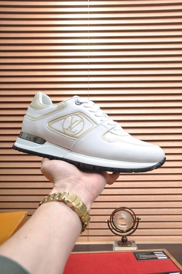 Run Away Sneaker 6038-2775