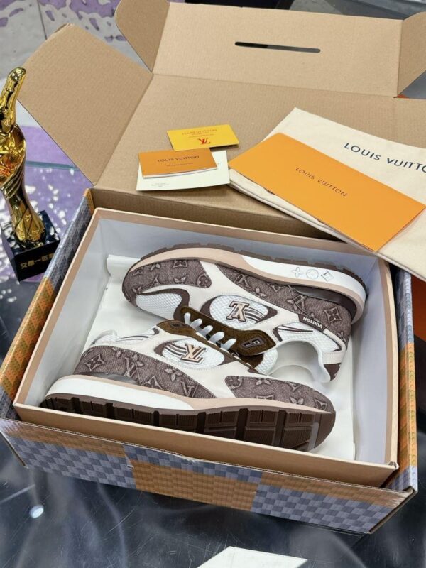 Run Away Sneaker 6045-3287