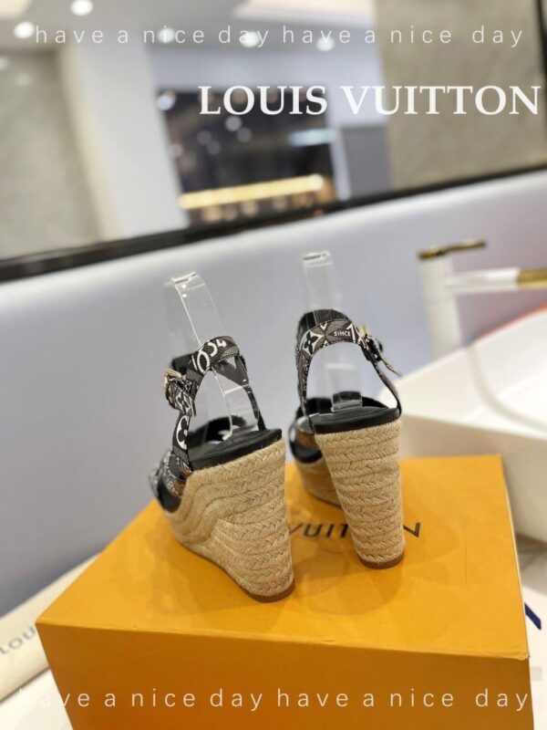 Sandals 6047-2786 - Image 9