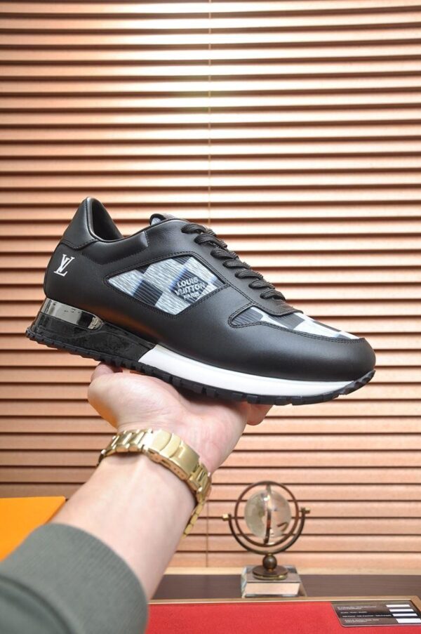 Run Away Sneaker 6038-2771