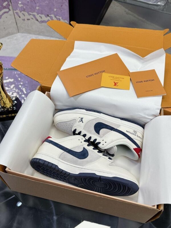 x Nike Shoes 6038-2324