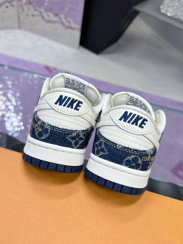 x Nike Shoes 6038-2321 - Image 6