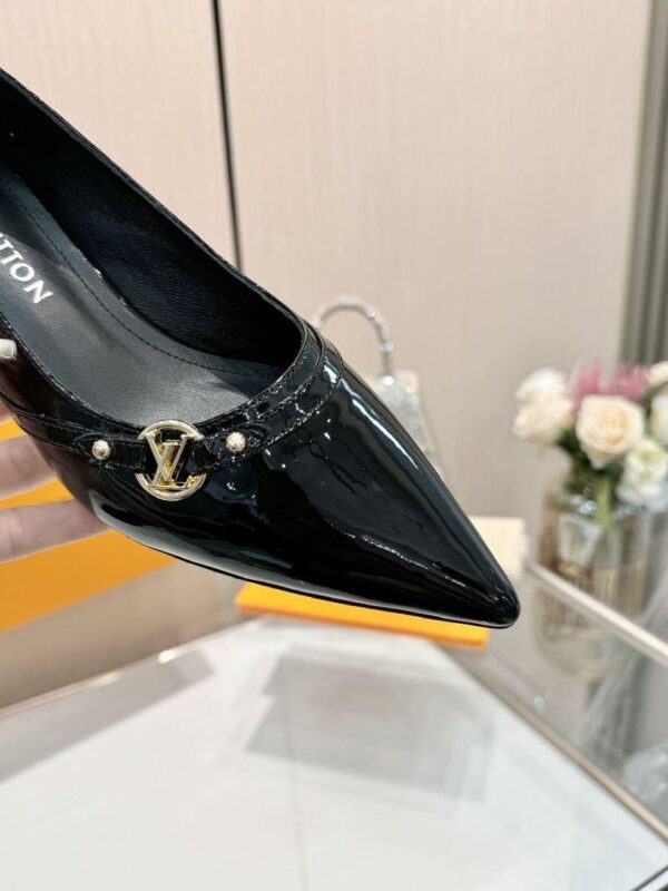 Heeled Shoes 6047-2705