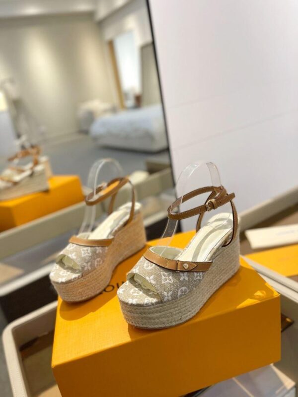 Sandals 6047-2844 - Image 4