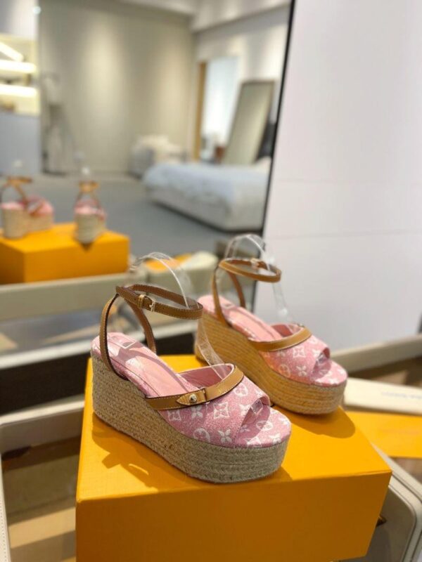 Sandals 6047-2843 - Image 2