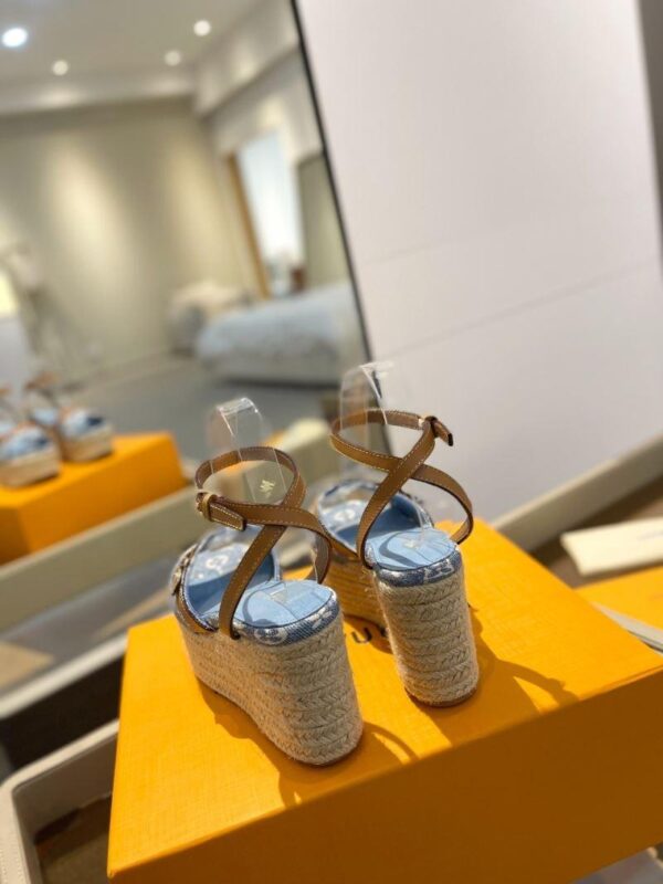 Sandals 6047-2842 - Image 7