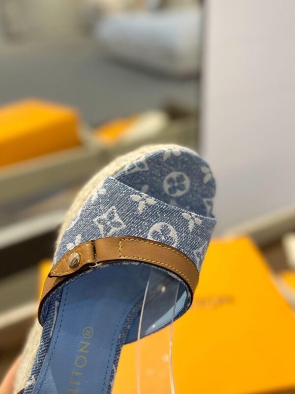 Sandals 6047-2842 - Image 9