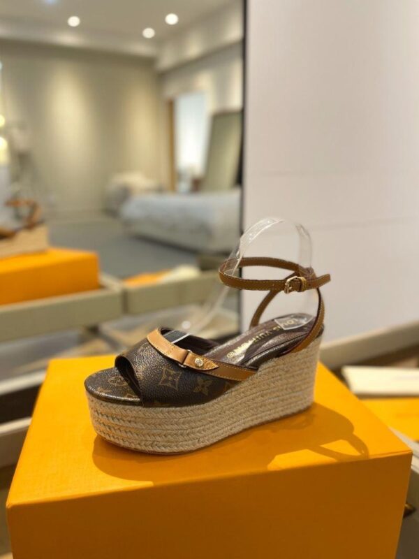 Sandals 6047-2841