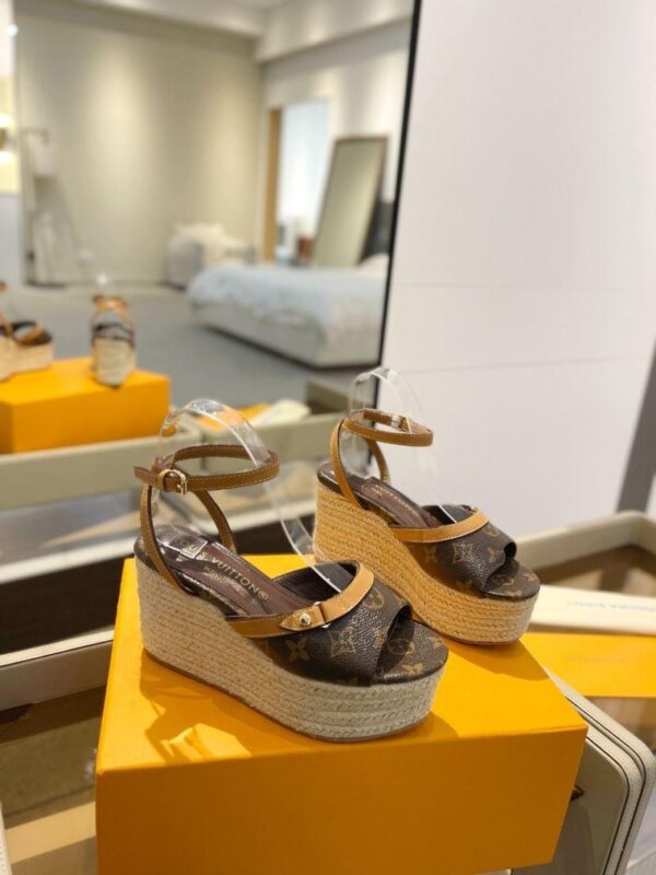 Sandals 6047-2841 - Image 2