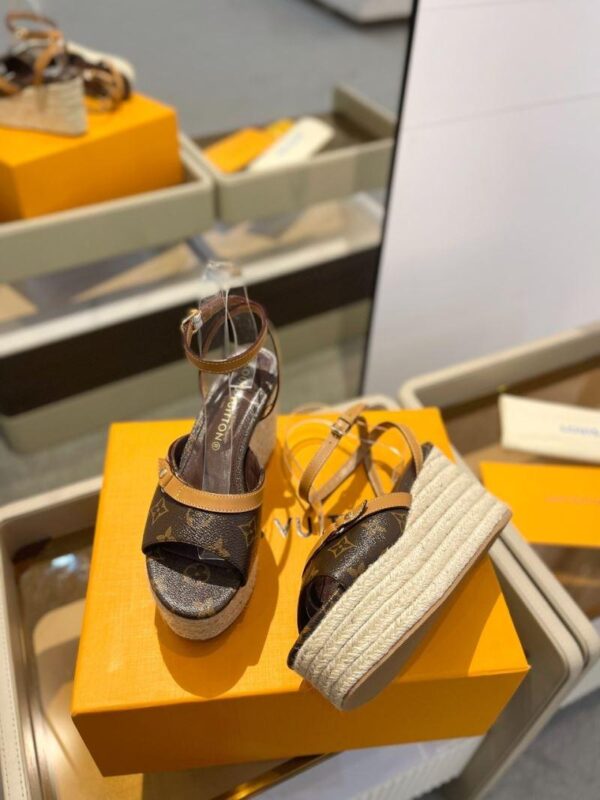 Sandals 6047-2841 - Image 6