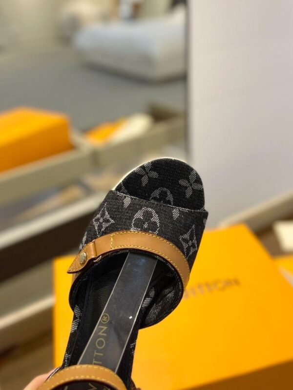 Sandals 6047-2840 - Image 9