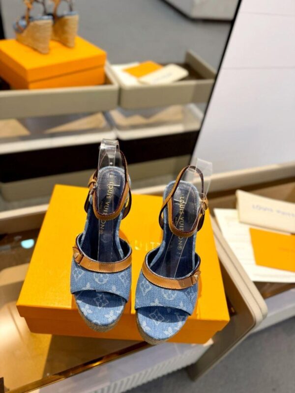 Sandals 6047-2839 - Image 3