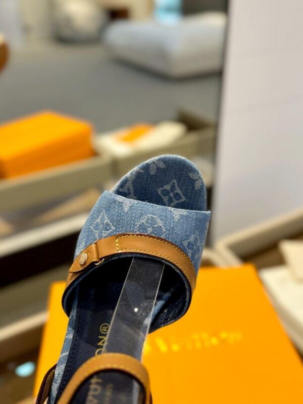Sandals 6047-2839 - Image 9