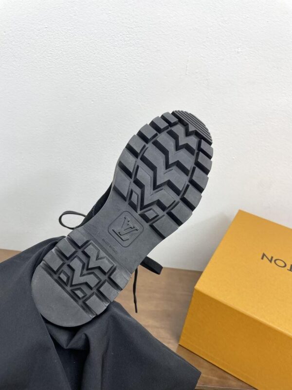 Boots 6045-3258 - Image 2