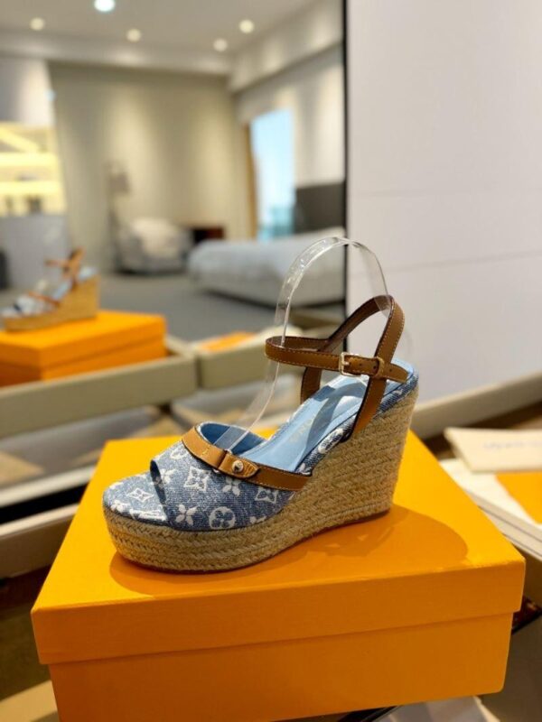 Sandals 6047-2836