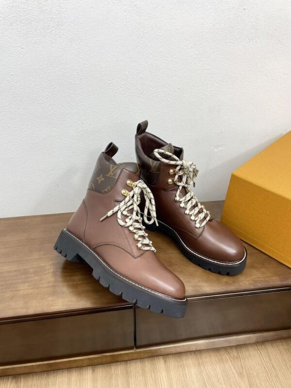 Boots 6045-3256 - Image 3