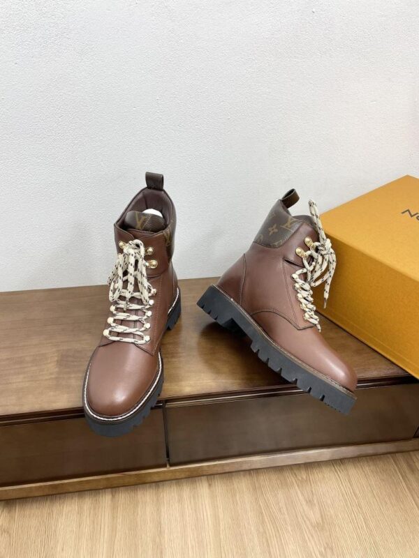 Boots 6045-3256 - Image 4