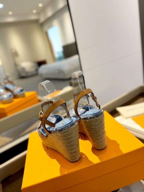 Sandals 6047-2836 - Image 7