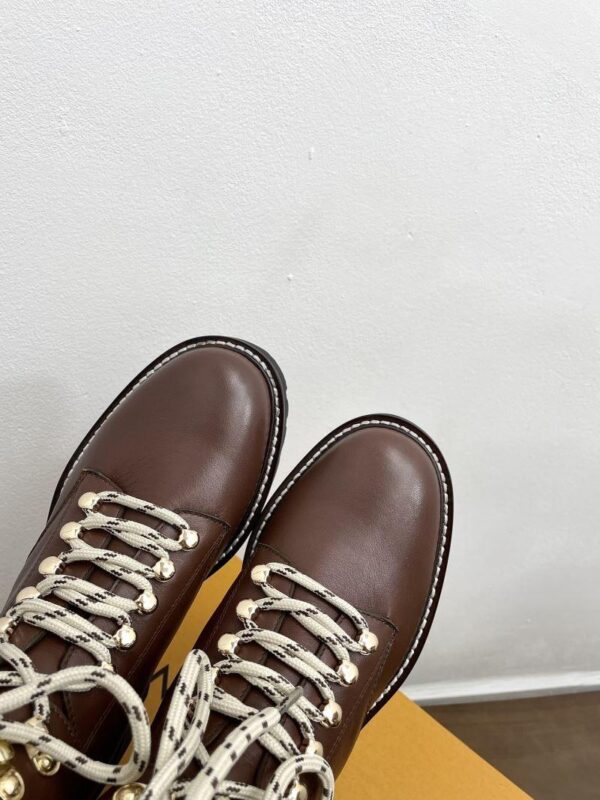 Boots 6045-3256 - Image 9