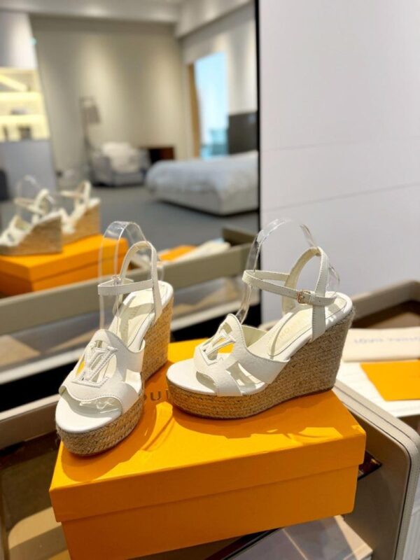 Sandals 6047-2834 - Image 4
