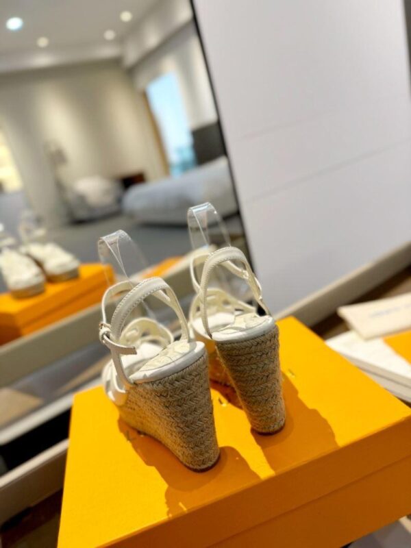 Sandals 6047-2834 - Image 6