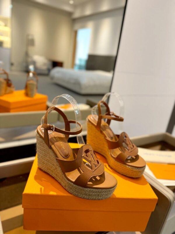 Sandals 6047-2833 - Image 2