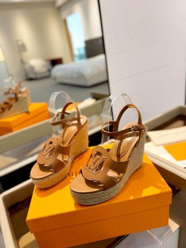Sandals 6047-2833 - Image 4