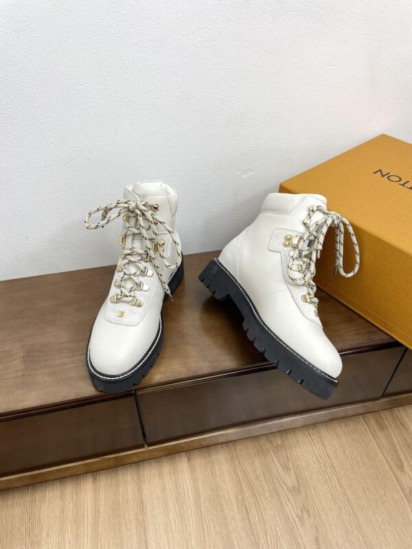 Boots 6045-3253 - Image 3