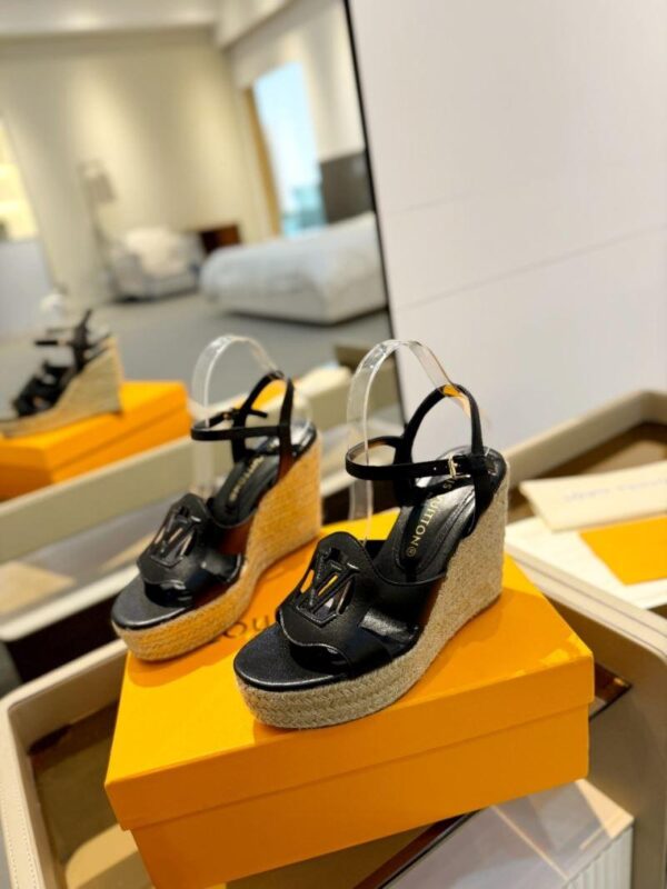 Sandals 6047-2831 - Image 4