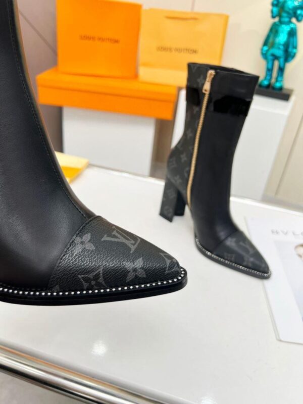 Boots 6045-3250 - Image 2