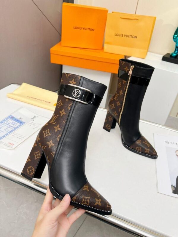 Boots 6045-3248