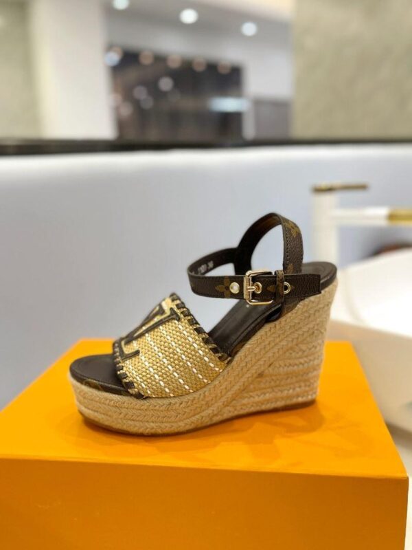 Sandals 6047-2826