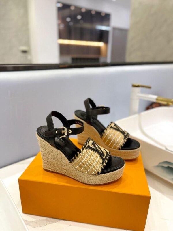 Sandals 6047-2824 - Image 2