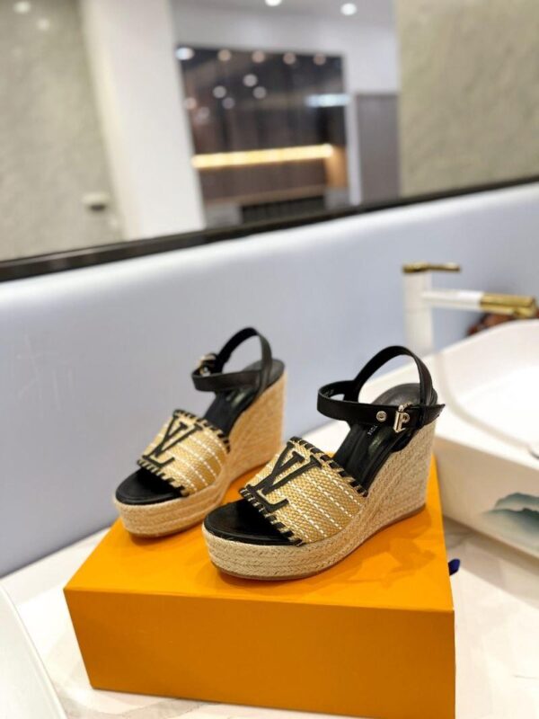 Sandals 6047-2824 - Image 3