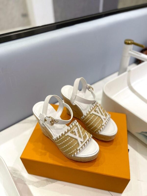 Sandals 6047-2823 - Image 2