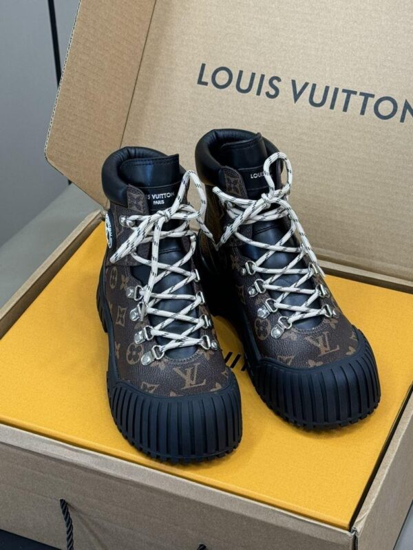 Boots 6045-3161 - Image 2
