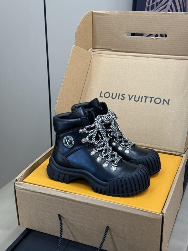 Boots 6045-3160