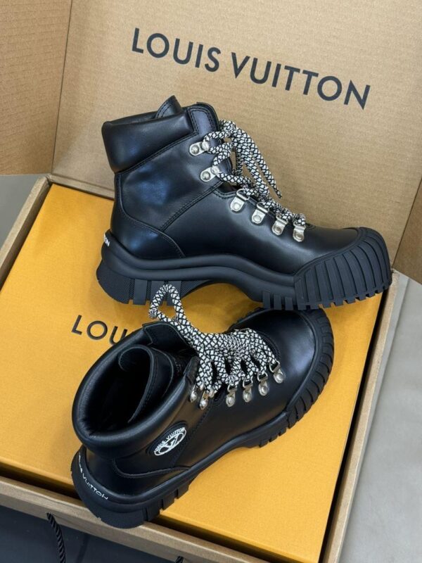 Boots 6045-3160 - Image 4