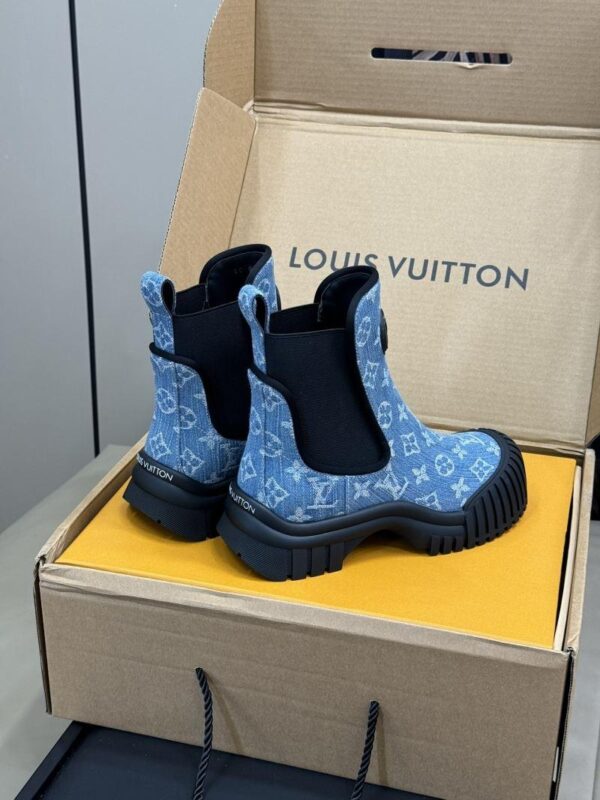 Boots 6045-3157 - Image 3