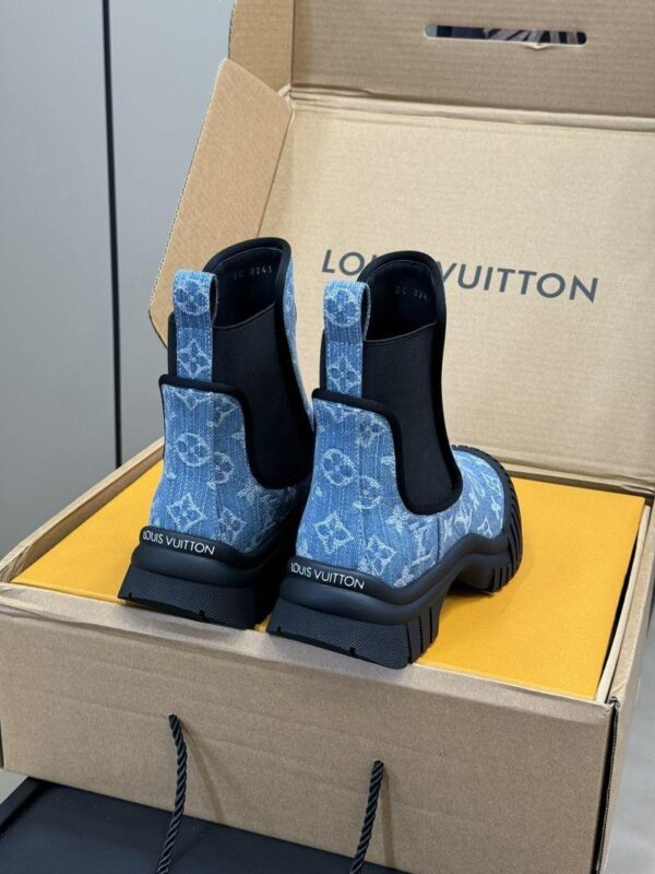 Boots 6045-3157 - Image 6