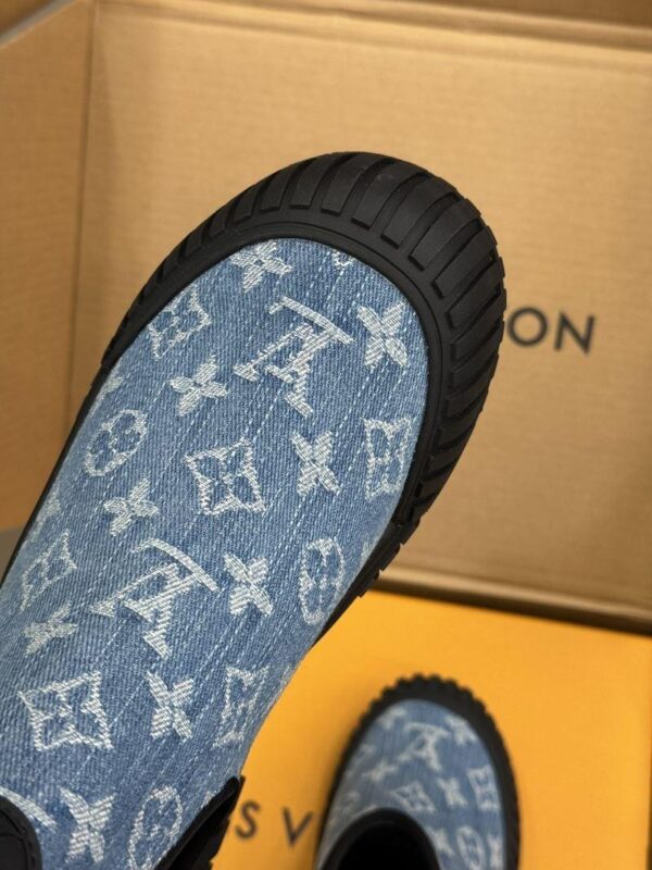Boots 6045-3157 - Image 7