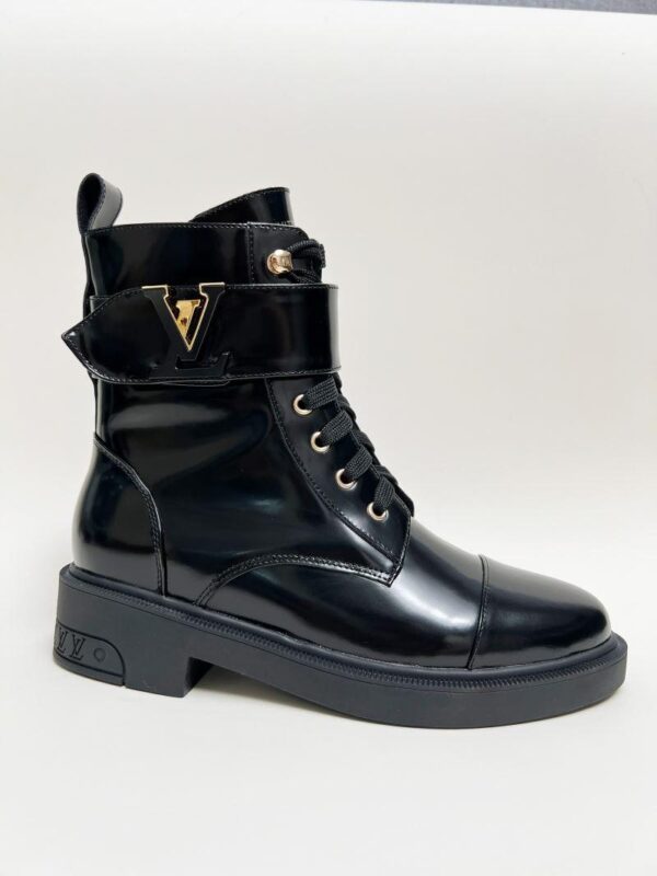 Boots 6045-3141