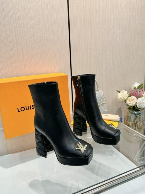 Boots 6045-3117 - Image 4
