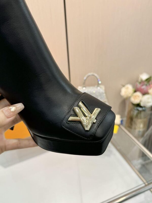 Boots 6045-3117 - Image 5