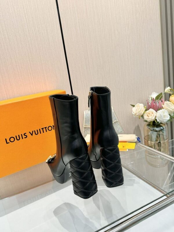 Boots 6045-3117 - Image 6
