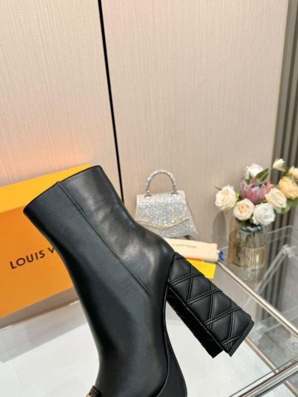 Boots 6045-3117 - Image 9